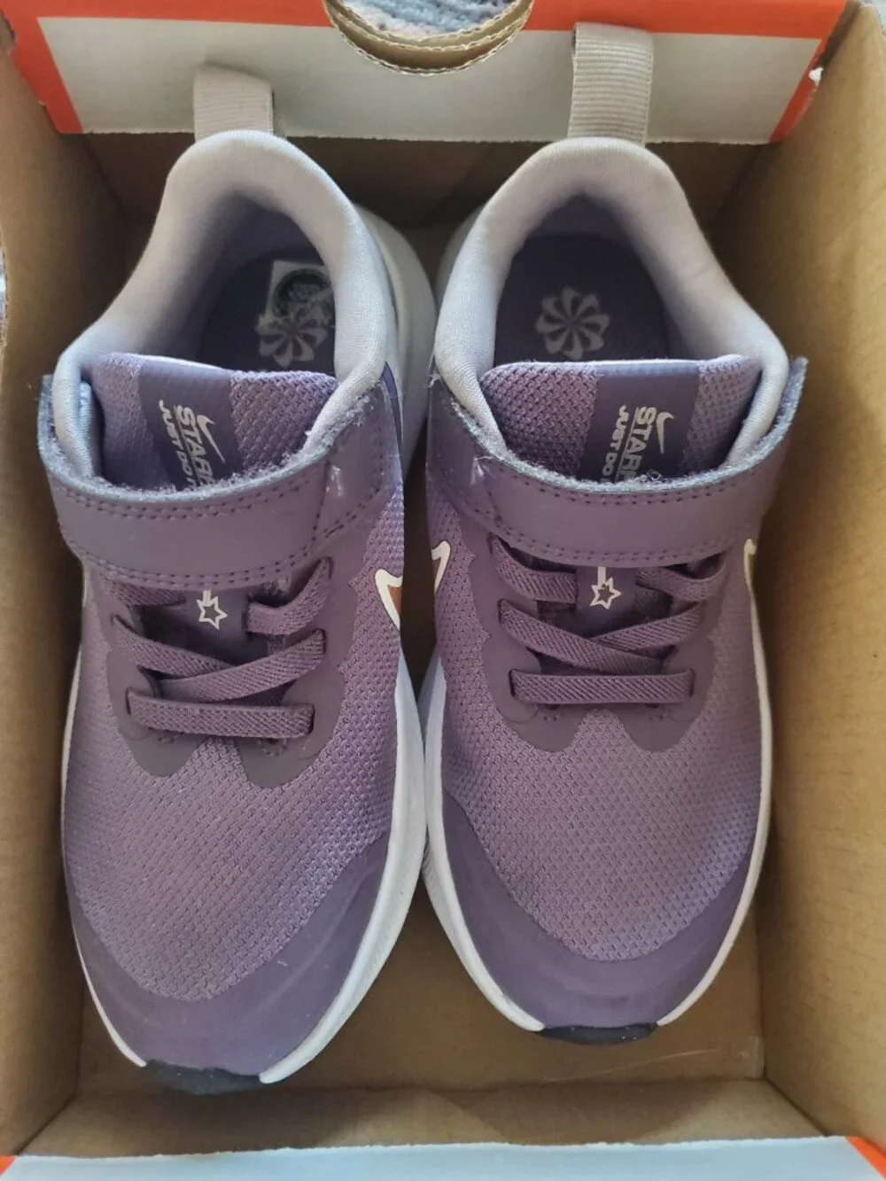 Nike Star Runner 3